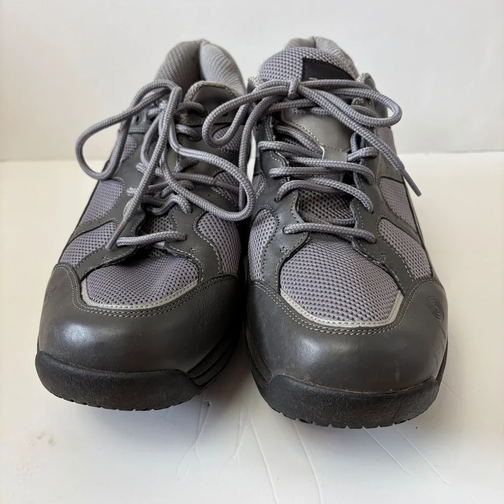 Z-Coil Pain Relief Footwear Mens 11 Grey Enclosed Coil Slip Resistant Sneakers